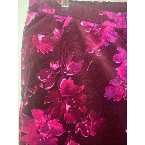Isaac Mizrahi Live! Petite Floral Printed Velvet Stirrup Pants NEW - Picture 5 of 10